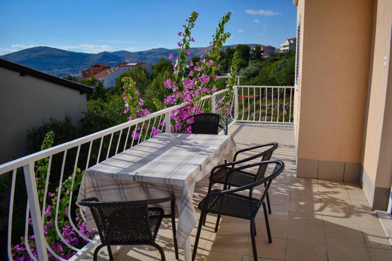 Apartment Ankica Trogir Exterior foto